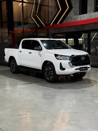 TOYOTA HILUX 2.7 VVT-i FLEX CD SR 4X2 AUTOMÁTICO